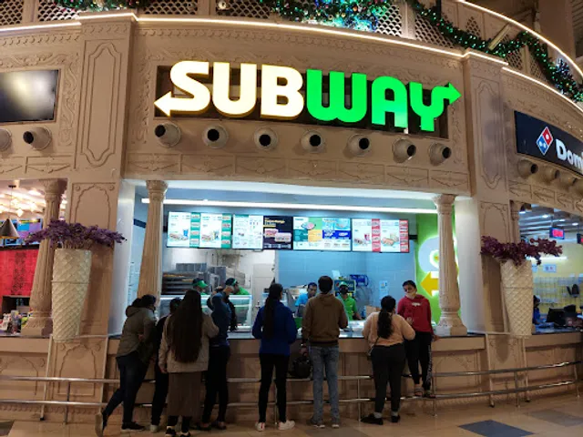 Subway Z Square Mall