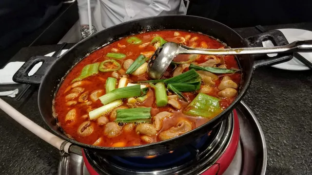 Xiangchangxiang Hotpot