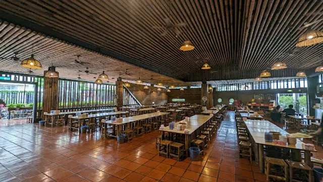 Golden Coast Shrimp Restaurant