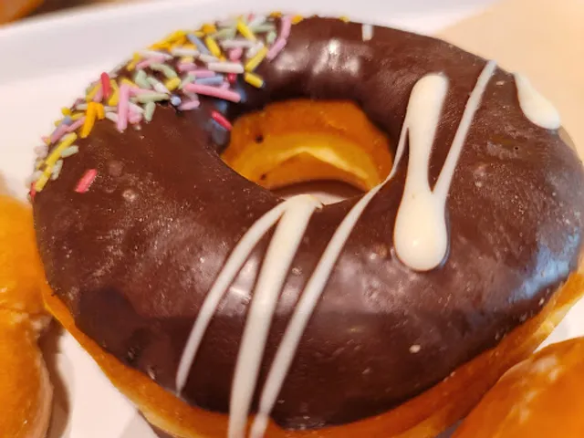 던킨 양산석산점