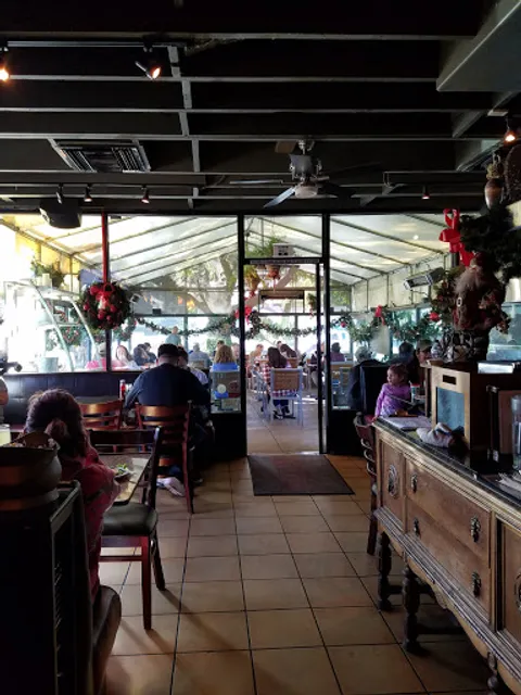 Riverside Grill & Bar