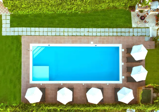 Koulouris Studios & Apartments