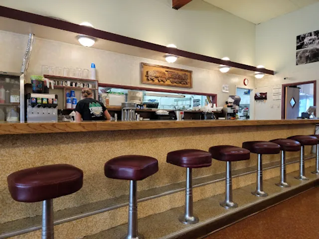 Timbers Restaurant and Lounge