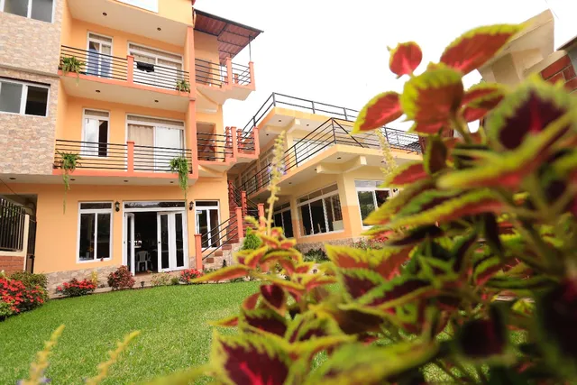 El Delfin Hotel Y Restaurante