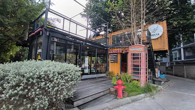 Hangar Cafe' (แฮงก้าคาเฟ่)
