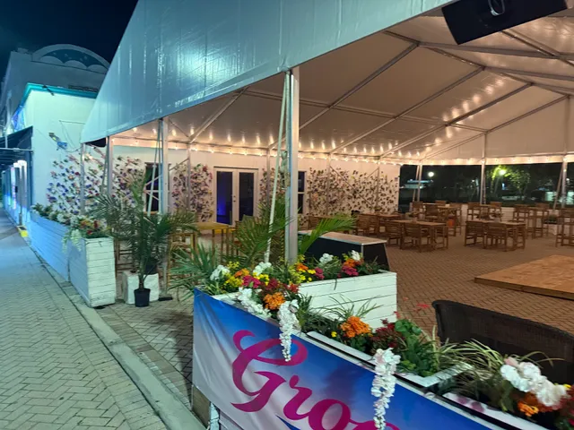 Grooves Kitchen & Daiquiris