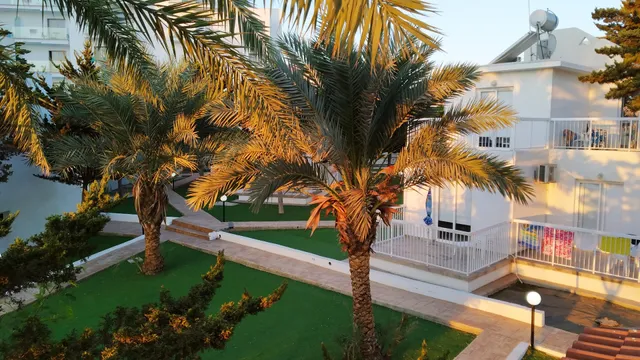 Flisvos Beach Apartments