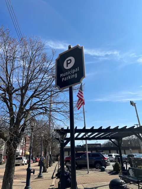 Aspinwall Municipal Parking Lot