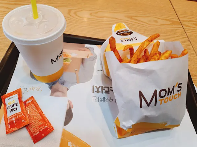 맘스터치 광주소촌점