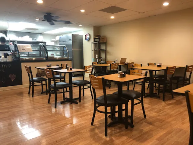 Laziz Lebanese Cuisine