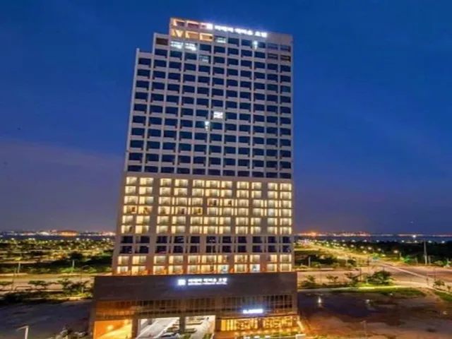 Riviera Verium Hotel