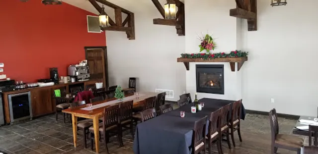 The Dining Room at Ridgepoint Wines