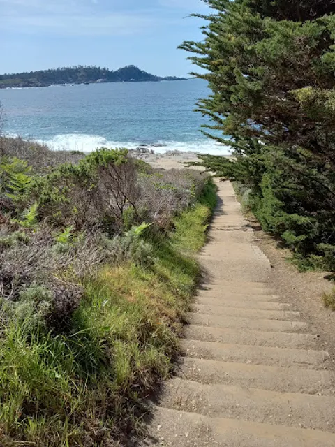 Carmel Meadows Trailhead