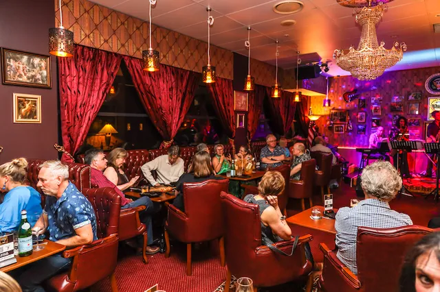 Chattanooga Jazz Bar