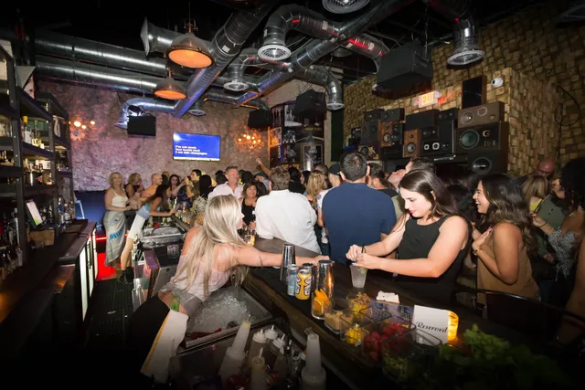 Sweet Caroline Karaoke Bar - Brickell