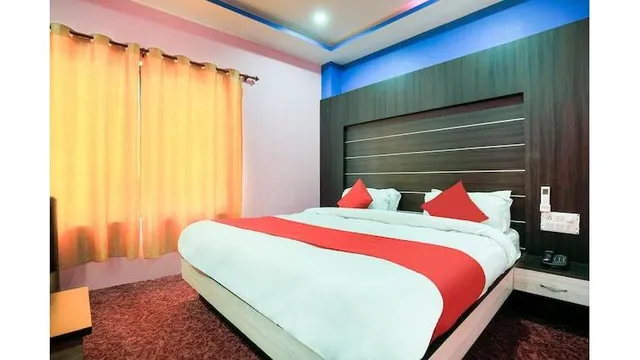 OYO 405 Hotel Grand Pacific Pvt Ltd