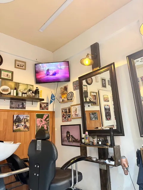 Barbería & Peluquería Británica