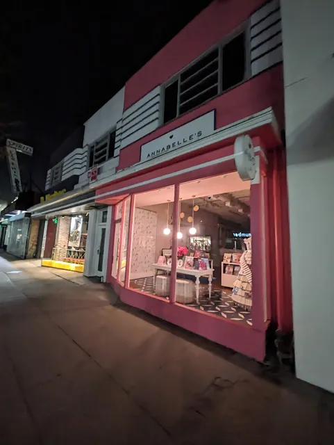 Annabelle's Book Club LA