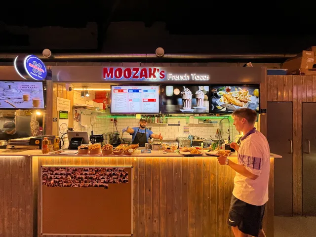 MOOZAK’S French Tacos