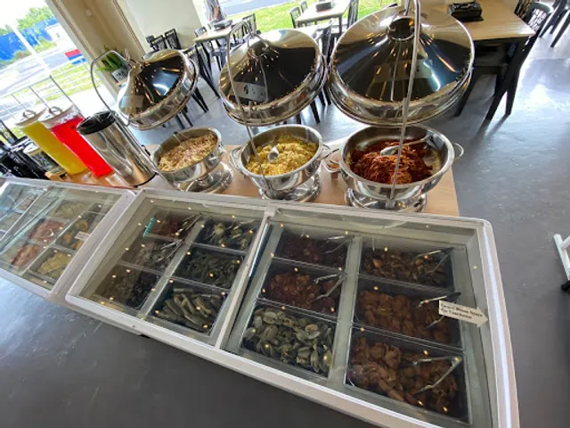 Black Pot Steamboat & Grill