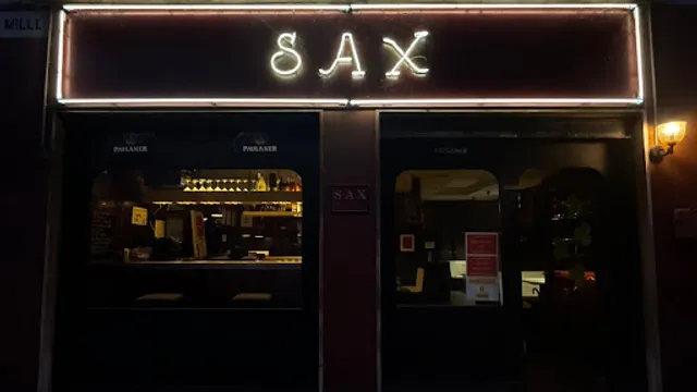 Sax Pub