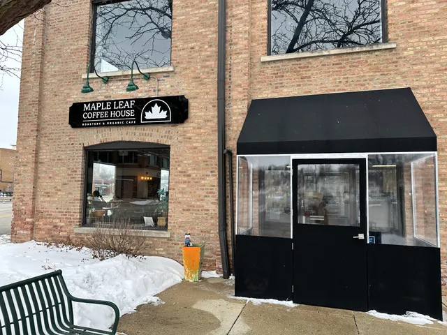 Maple Leaf Roasters Coffee House (Cafe Location)
