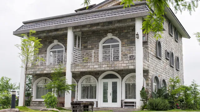 「阿爾卑斯莊園民宿 | 宜蘭五結包棟民宿・落羽松・親子住宿」