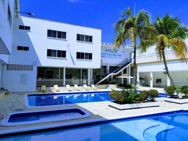 Hotel MALL Santana Del Rio