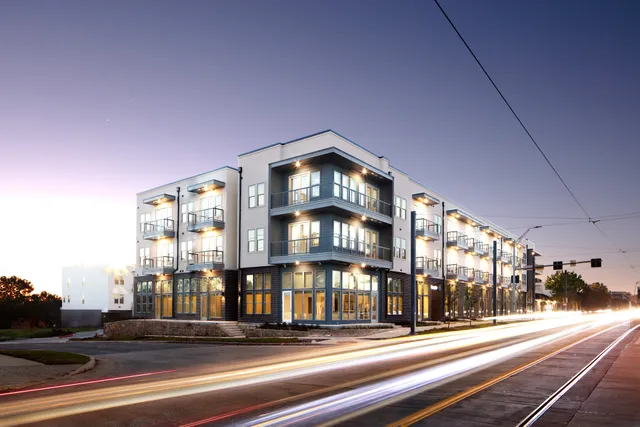 Magnolia on Zang Two Apartments