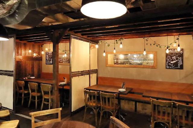 炭火イタリアン Azzurro520 成田店