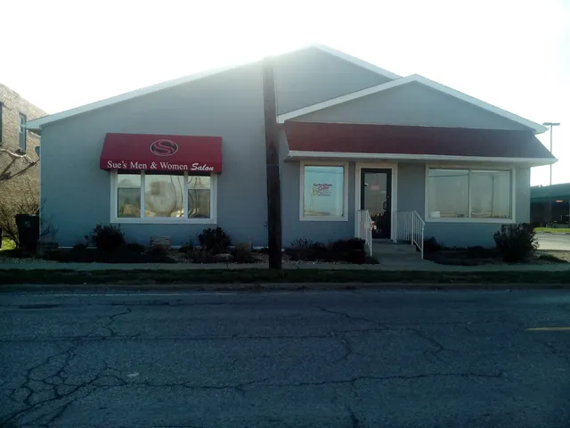 Sue's Men & Women's Hair Style