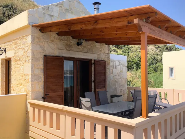 Porto Kalyves Aparthotel