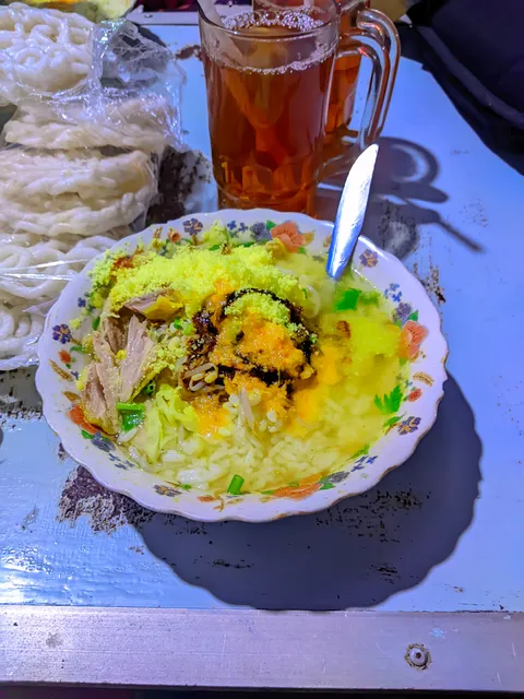 Soto Ayam Kampung Simpang Tiga