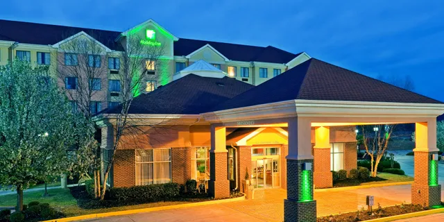 Holiday Inn & Suites Hattiesburg-University