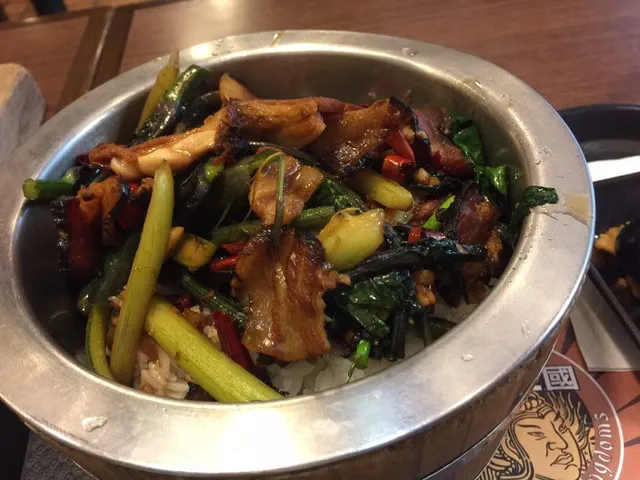 Xiangfen Home Fuzhong Branch