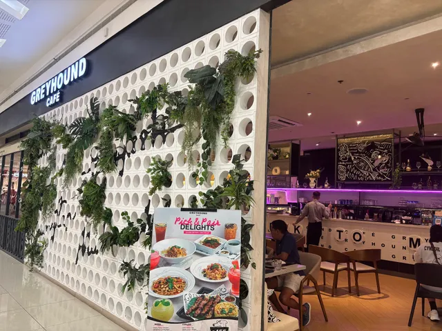 Greyhound Café SM Mall of Asia