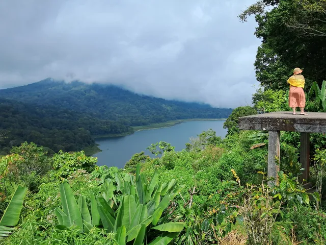 Twin lake view paradies