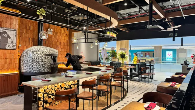 Italiani's Pizza Parc Mall