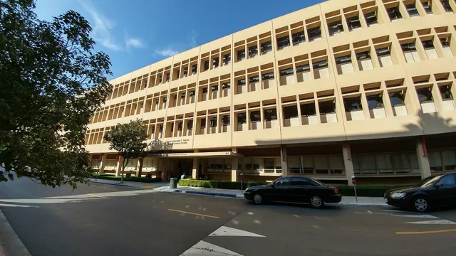 University of Southern California School of Dentistry