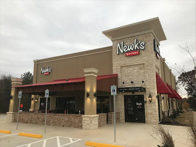 Newk's Eatery