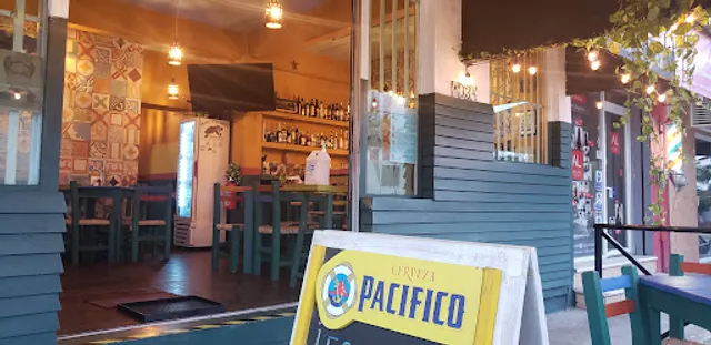 Mamá Caguama´s Takos & Beer