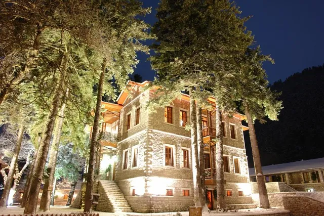 The Chatzigakis Manor