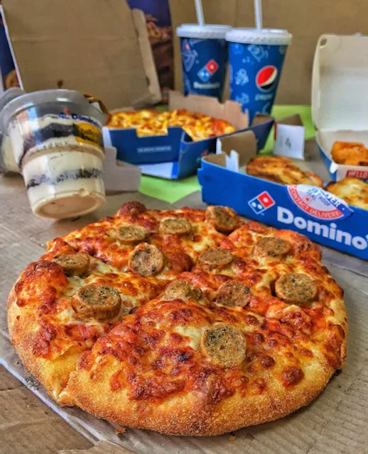 Domino's Pizza | Umaro Mall, Lucknow