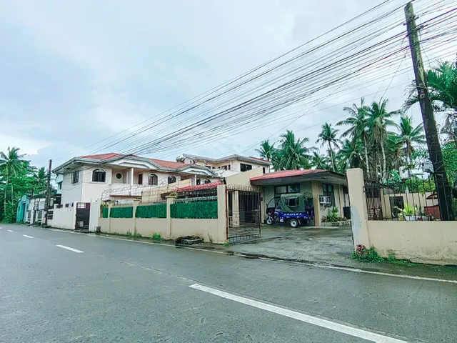 HOST HOMES - CASA ELIZA