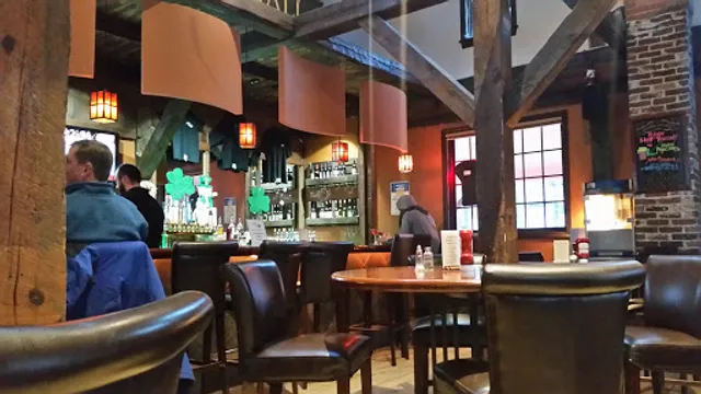 Molly's Tavern And Restaurant