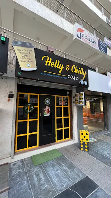 Helly & Chilly Cafe Nikol