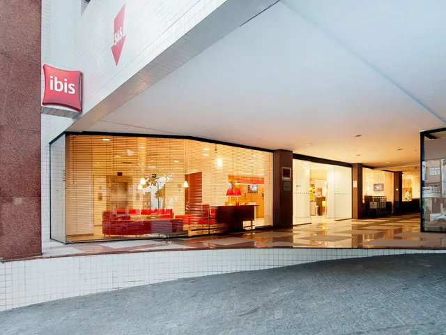 ibis Santos Gonzaga Praia