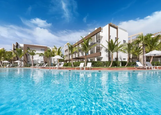 Blue Beach Punta Cana-Luxury Resorts