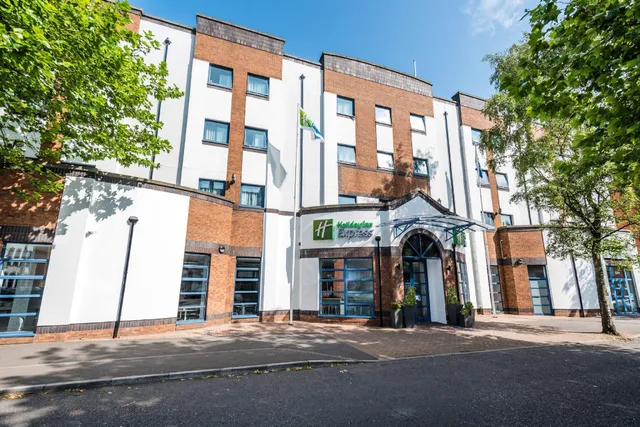 Holiday Inn Express Belfast City by IHG