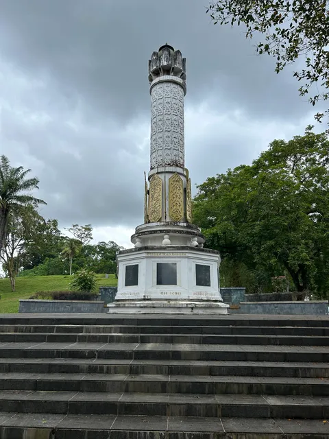 Tugu Pahlawan